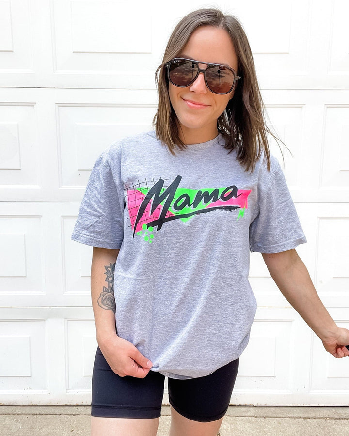 Mama 90's Tee