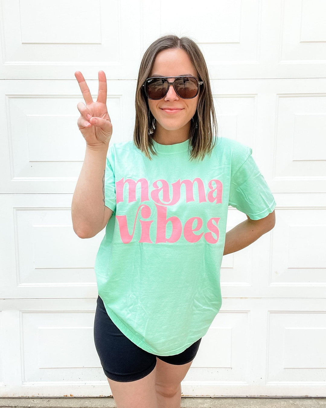 Mama Vibes Tee