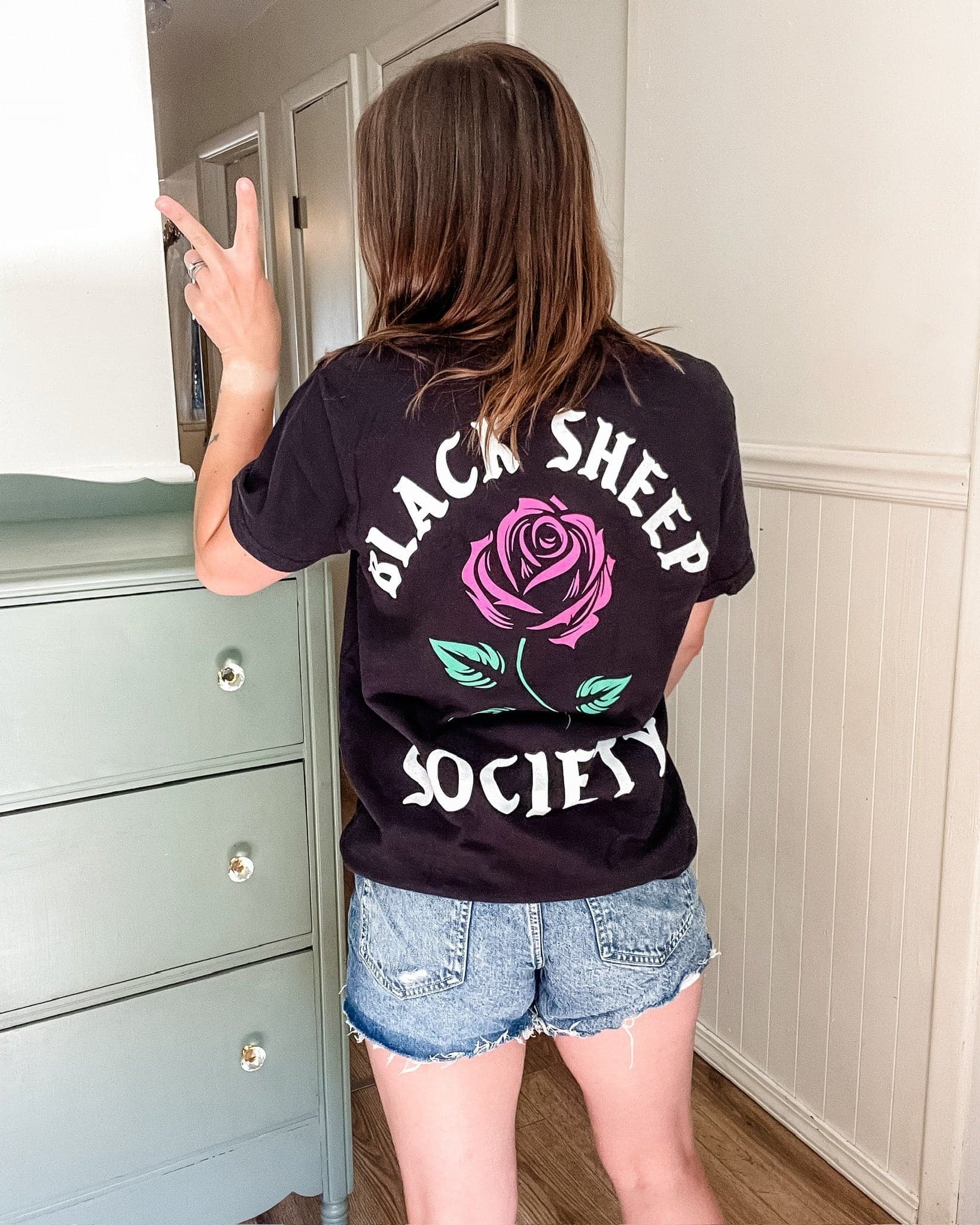 Black Sheep Society Tee – Sweetees