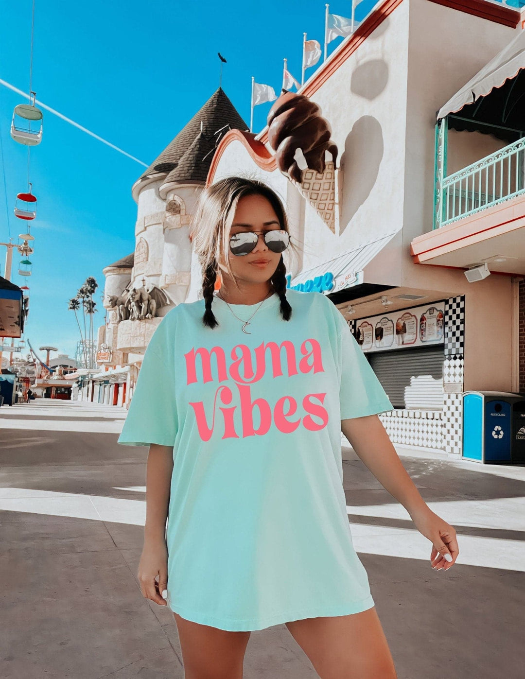 Mama Vibes Tee