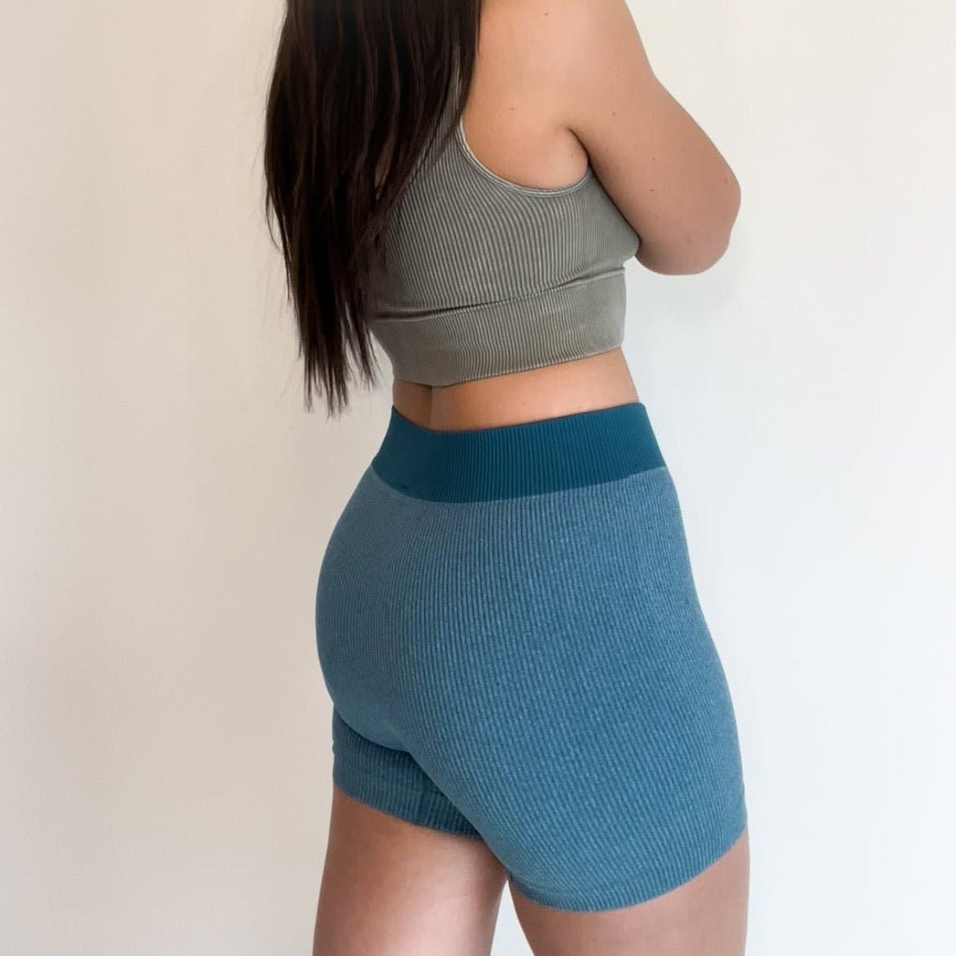Ribbed Seamless Shorties *MORE COLORS*